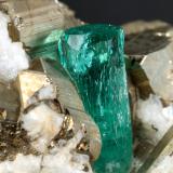 Beryl (variety emerald), Calcite, Pyrite<br />Chivor mining district, Municipio Chivor, Eastern Emerald Belt, Boyacá Department, Colombia<br />102x36x87mm, xl=13mm<br /> (Author: Fiebre Verde)