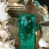 Beryl (variety emerald), Calcite, Pyrite<br />Chivor mining district, Municipio Chivor, Eastern Emerald Belt, Boyacá Department, Colombia<br />102x36x87mm, xl=13mm<br /> (Author: Fiebre Verde)