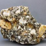 Ortoclasa<br />Zarzalejo, Comarca Sierra Oeste, Comunidad de Madrid, España<br />88x60 mm<br /> (Autor: Juan Espino)