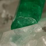 Beryl (variety emerald), Calcite<br />Coscuez mining district, Municipio San Pablo de Borbur, Western Emerald Belt, Boyacá Department, Colombia<br />54x34x50mm, both xls=13mm<br /> (Author: Fiebre Verde)