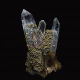 Quartz<br />Obira Mine, Bungo-Ohno City, Oita Prefecture, Kyushu Region, Japan<br />5.8 x 11.5 cm<br /> (Author: am mizunaka)