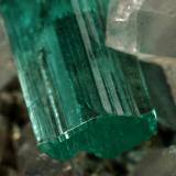 Beryl (variety emerald), Calcite, Pyrite, Dolomite<br />Chivor mining district, Municipio Chivor, Eastern Emerald Belt, Boyacá Department, Colombia<br />98x70x38mm, xl=31mm<br /> (Author: Fiebre Verde)