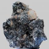 Cerusita, Galena<br />Mibladen (distrito minero Mibladen), Midelt, Provincia Midelt, Región Drâa-Tafilalet, Marruecos<br />82x63x42 mm.<br /> (Autor: José Luis Zamora)