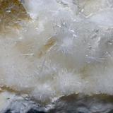 Aragonito<br />Mines Can Palomeres, Malgrat de Mar, Comarca Maresme, Barcelona, Cataluña / Catalunya, España<br />encuadre 3x2cm aprox.<br /> (Autor: heat00)