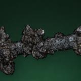 Hematite<br />White Desert, Farafra Oasis, Matruh Governorate, Egypt<br />14.6 x 3.8 cm<br /> (Author: am mizunaka)