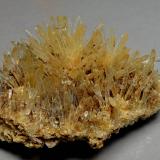 Calcite<br />Quarry of the Wietersdorfer & Peggauer Zementwerke, Peggau, Styria/Steiermark, Austria<br />8 x 5.5 cm<br /> (Author: Martin Rich)