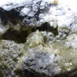 Calcita<br />Mines Can Palomeres, Malgrat de Mar, Comarca Maresme, Barcelona, Cataluña / Catalunya, España<br />24x19cm<br /> (Autor: heat00)
