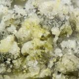 Halotrichite  Sulphur<br />Poudrette Quarry, Mont Saint-Hilaire, La Vallée-du-Richelieu RCM, Montérégie, Québec, Canada<br />FOV = 1.2<br /> (Author: Doug)