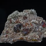 Sphalerite, QuartzRucheng Mine, Caojia, Nuanshui, Rucheng, Chenzhou Prefecture, Hunan Province, China10.6 x 8.0 cm (Author: am mizunaka)