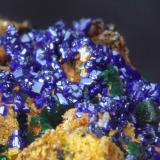 AzuritaMina Linda Mariquita, El Molar, Comarca Priorat, Tarragona, Cataluña / Catalunya, España4 x 3 x 2,5 cm (Autor: karbu8)
