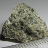 Plagiogranito
Complejo de Troodos, Chipre
Una roca ácida presente en la suite ofiolítica en forma de lentejones.  El plagiogranito está formado casi exclusivamente por cuarzo y plagioclasa. (Autor: prcantos)