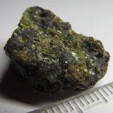 Basalto de olivino
Complejo de Troodos, Chipre
Roca del nivel superior de pillow-lavas. (Autor: prcantos)