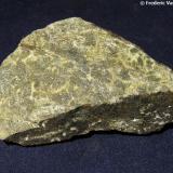 Cornubiana pelítica (cornubianita). Otra muestra de la roca.   
10 x 5 x 3 cm. (Autor: Frederic Varela)