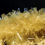 Yeso<br />Salinas de La Olmeda, La Olmeda de Jadraque, Comarca Sierra Norte de Guadalajara, Guadalajara, Castilla-La Mancha, España<br />12 x 7 x 4 cm.<br /> (Autor: Felipe Abolafia)