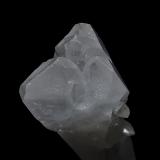 Calcite<br />Sichuan Province, China<br />14.3 x 3.5 cm<br /> (Author: am mizunaka)