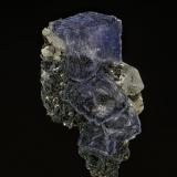 Fluorite, Fluorapatite, Quartz, Pyrite, Muscovite<br />Minas da Panasqueira, Aldeia de São Francisco de Assis, Covilhã, Castelo Branco, Cova da Beira, Centro, Portugal<br />4.5 x 2.5 cm<br /> (Author: am mizunaka)