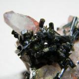 Epidote and Quartz<br />Schakalskruppe, Bethanie District, ǁKaras Region, Namibia<br />60x40mm<br /> (Author: Heimo Hellwig)