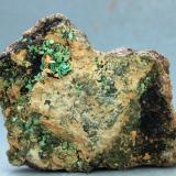 Metazeunerita<br />Permiso de Investigación Anabel, Cerro de las Minas, Mérida, Comarca Tierra de Mérida - Vegas Bajas, Badajoz, Extremadura, España<br />48x44x20 mm<br /> (Autor: Juan Espino)