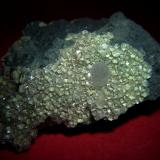 Fluorita y Analcima.<br />Canarias, España<br />45x30 mm.<br /> (Autor: Jesus Franquesa Baucells)