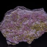 Grossular, Diopside, Albite<br />Jeffrey Mine, Asbestos, Les Sources RCM, Estrie, Québec, Canada<br />10.7 x 8.6 cm<br /> (Author: am mizunaka)