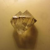 Quartz<br />Fonda, Mohawk, Montgomery County, New York, USA<br />1.5 cm.<br /> (Author: vic rzonca)
