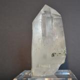 Cuarzo y Fluorita<br />Minas da Panasqueira, Aldeia de São Francisco de Assis, Covilhã, Castelo Branco, Cova da Beira, Centro, Portugal<br />11,5 x 5,8 x 5 cm<br /> (Autor: Raul S. Llorente)