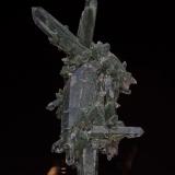 Quartz<br />Grandes Rousses Massif, Isère-Savoie, Auvergne-Rhône-Alpes, France<br />8.9 x 3.9 cm<br /> (Author: am mizunaka)