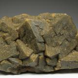 Andradita<br />Zona Stanley Butte, Stanley Butte, Distrito Stanley, Reserva India San Carlos, Condado Graham, Arizona, USA<br />11 x 6 x 3 cm<br /> (Autor: Antonio Alcaide)