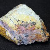 Smithsonita<br />Mina Linda Mariquita, El Molar, Comarca Priorat, Tarragona, Cataluña / Catalunya, España<br />4 x 4 x 3 cm<br /> (Autor: karbu8)