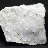 Calcita con piritaPedrera Berta, Turó de Can Domènech, Serra de Roques Blanques, Sant Cugat del Vallès-El Papiol, Comarca Vallès Occidental / Baix Llobregat, Barcelona, Cataluña / Catalunya, España6 x 5 x 5 cm (Autor: karbu8)