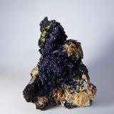 Azurita<br />Mina Linda Mariquita, El Molar, Comarca Priorat, Tarragona, Cataluña / Catalunya, España<br />5,5 x 3,8 x 3,5 cm<br /> (Autor: heat00)