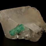 Beryl (variety emerald), Calcite<br />La Pita mining district, Polveros Mine, Municipio Maripí, Western Emerald Belt, Boyacá Department, Colombia<br />49x35x19mm, xl=14x5mm<br /> (Author: Fiebre Verde)