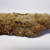 Barita<br />Mines Can Palomeres, Malgrat de Mar, Comarca Maresme, Barcelona, Cataluña / Catalunya, España<br />6,3 x 2,4 x 2,1 cm<br /> (Autor: heat00)