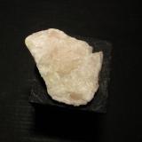 Calcita (variedad calcita manganesífera)Enviny quarry, Roca de Sant Julià, Montardit de Dalt, Sort, Comarca Pallars Sobirà, Lérida / Lleida, Catalonia / Catalunya, Spain4 x 3 cm. (Autor: phrancko)