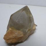 Cuarzo<br />Can Vernenc, Massís del Montnegre, La Batllòria, Sant Celoni, Comarca Vallès Oriental, Barcelona, Cataluña / Catalunya, España<br />2,2 x 1,5 cm<br /> (Autor: heat00)