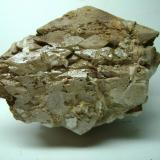 Orthoclase (variety adularia)Belvís de Monroy, Comarca Campo Arañuelo, Cáceres, Extremadura, Spain6 x 5 x 5 cm (Author: ApitaAngel)