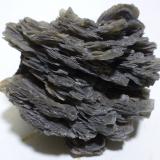 Barita<br />Mines Can Palomeres, Malgrat de Mar, Comarca Maresme, Barcelona, Cataluña / Catalunya, España<br />5,7 x 5,1 x 4 cm<br /> (Autor: heat00)