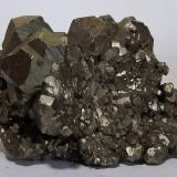 Pirita<br />Perú<br />6,2 x 4,2 x 3,5 cm<br /> (Autor: heat00)