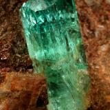 Beryl (variety emerald), Calcite, Pyrite<br />Chivor mining district, Buena Vista Mine, Municipio Ubalá, Eastern Emerald Belt, Cundinamarca Department, Colombia<br />30x12x42mm, main xl=13x5mm<br /> (Author: Fiebre Verde)