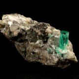 Beryl (variety emerald), Calcite<br />Coscuez mining district, Municipio San Pablo de Borbur, Western Emerald Belt, Boyacá Department, Colombia<br />30x49x29mm, xl=9x4mm<br /> (Author: Fiebre Verde)