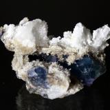 Strontianite, Fluorite<br />Minerva I Mine, Ozark-Mahoning group, Cave-in-Rock Sub-District, Hardin County, Illinois, USA<br />8.0 x 5.5 x 4.5 cm<br /> (Author: Don Lum)