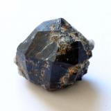 AlmandinoPorto, Comarca Sanabria, Zamora, Castile and León, SpainMedidas pieza: 2,1x1,8x1,6 cm (Autor: Sergio Pequeño)