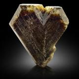 Chrysoberyl<br />Pancas, Espirito Santo, Sudeste Region, Brazil<br />18,5 	x	15,0	x	24,0	cm<br /> (Author: MIM Museum)