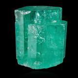 Beryl (variety emerald)Coscuez (distrito minero), Municipio San Pablo de Borbur, Cinturón Esmeraldífero Occidental, Departamento Boyacá, Colombia5,5	x	6,0	x	6,0	cm (Author: MIM Museum)