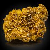 Wulfenite<br />Glove Mine, Glove Mine group, Devil's Cash Box Ridge, Cottonwood Canyon, Amado, Tyndall District, Santa Cruz County, Arizona, USA<br />21,0 	x	19,0	x	14,5	cm<br /> (Author: MIM Museum)