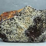 Piromorfita<br />Concesión Resuperferolítica, Cerro de la Canaleja, Santa Eufemia, Comarca Los Pedroches, Córdoba, Andalucía, España<br />80x44 mm<br /> (Autor: Juan Espino)