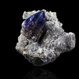 Zoïsite (variety tanzanite) with Graphite<br />Merelani Hills, Lelatema Mountains, Simanjiro District, Manyara Region, Tanzania<br />9,5	x	10,0	x	7,5	cm<br /> (Author: MIM Museum)