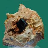 Azurita<br />Kerrouchen, Provincia Khénifra, Región Beni Mellal-Khenifra, Marruecos<br />11 x 9 x 5 cm , tamaño cristal de  2 x 1,7 cm<br /> (Autor: Ricardo Fimia)