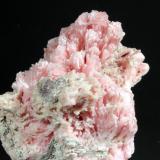 Rhodochrosite<br />Gogebic Range, Iron County, Wisconsin, USA<br />6.5 x 4.5 x 4.0 cm<br /> (Author: Don Lum)