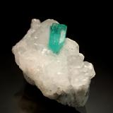 Beryl<br />Coscuez mining district, Municipio San Pablo de Borbur, Western Emerald Belt, Boyacá Department, Colombia<br />2.0 x 2.1 x 4.0 cm<br /> (Author: crosstimber)